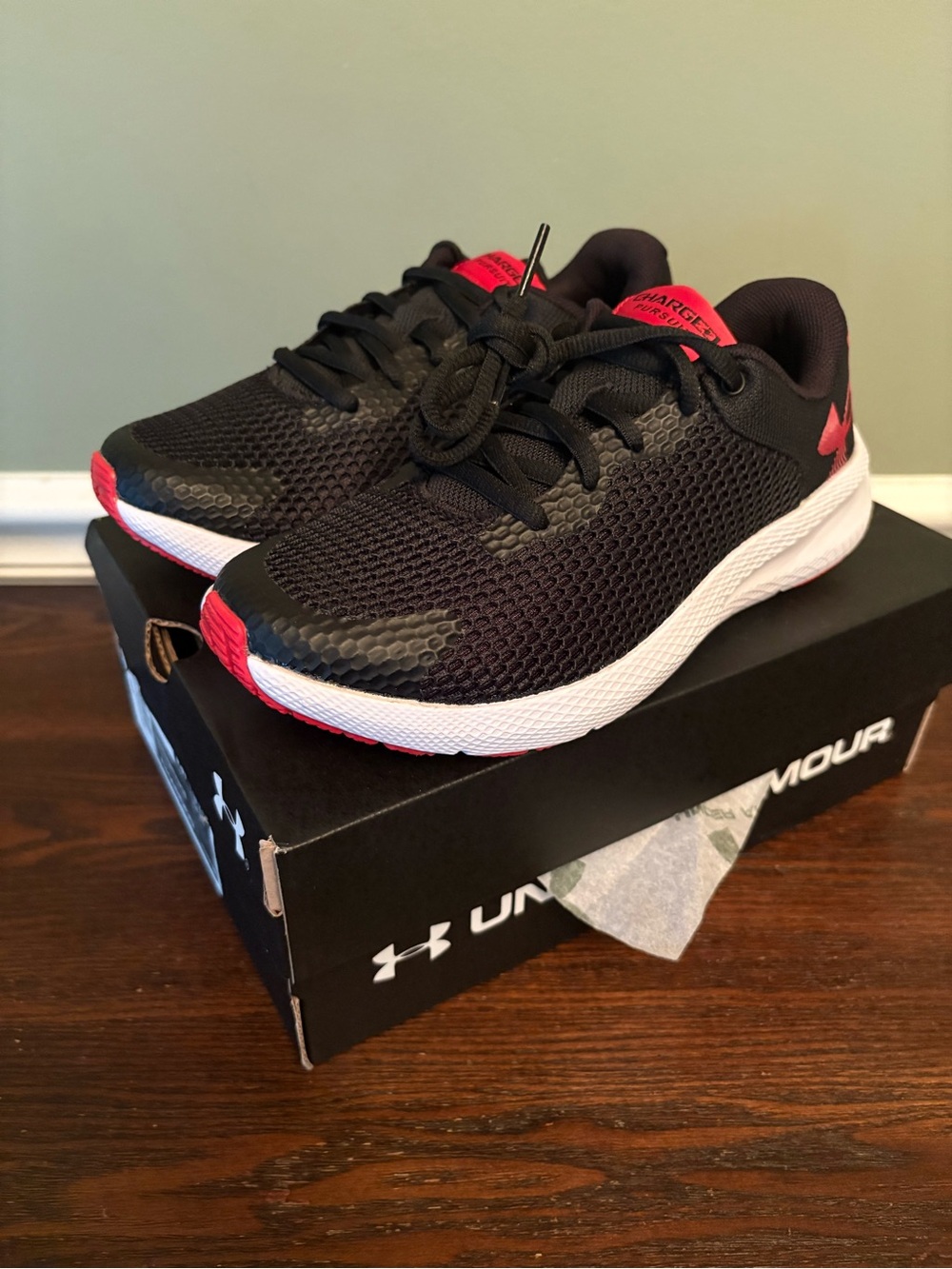 Under Armour Charged Boys Running Shoes Black Red 3.5